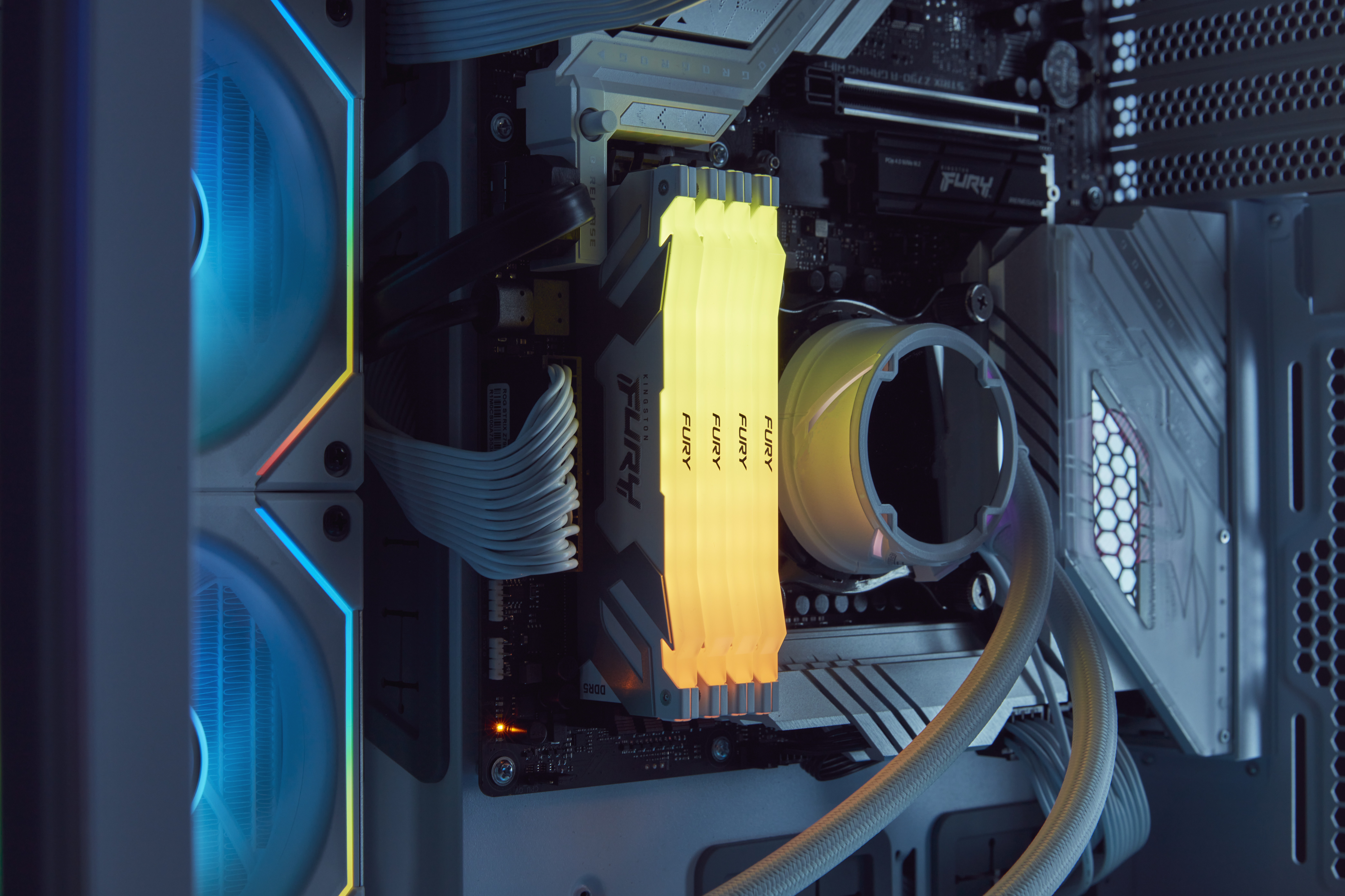 Kingston FURY Renegade RGB - DDR5 - Modul - 48 GB, Ansicht 4