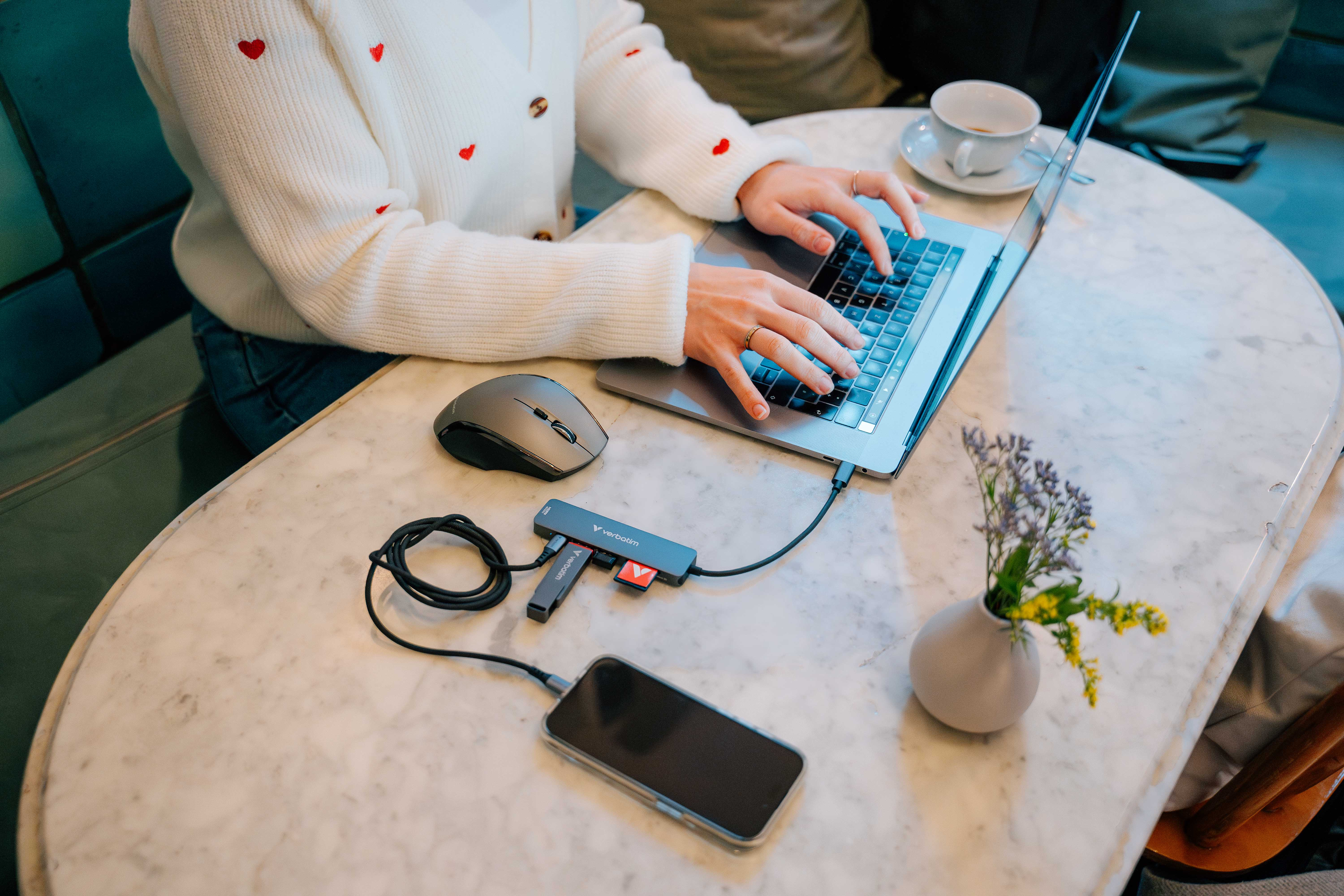 Verbatim Hub USB-C Essentials - Hub - 5 Gbps, Ansicht 2