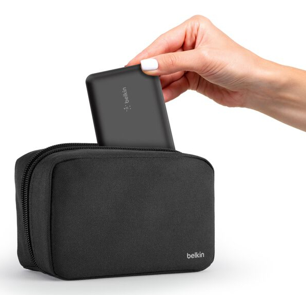 Belkin BoostCharge - Powerbank + AC-Netzteil - 10000 mAh - PD - 3 Ausgabeanschlussstellen (24 pin USB-C, 2 x USB), Ansicht 3