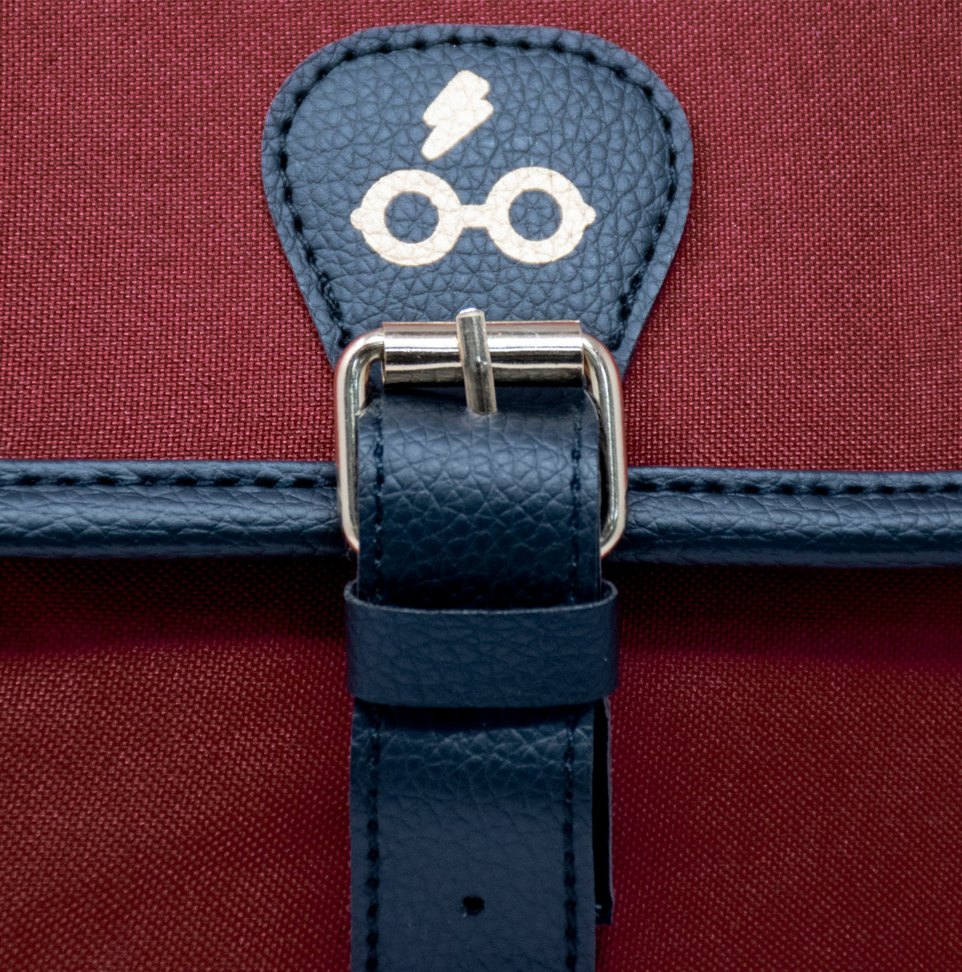 Thumbs Up ! Rucksack Rot - Harry Potter - Gleis 9 3/4, Ansicht 4