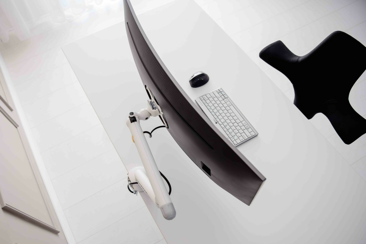 Bakker Elkhuizen Flexible Single - Befestigungskit - verstellbarer Arm - für Monitor - Aluminium - Weiß, Ansicht 3