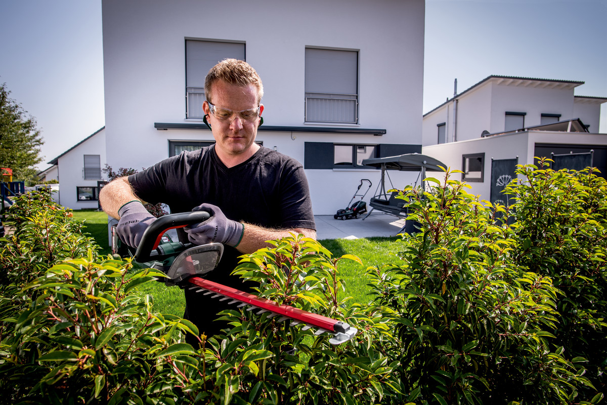 Metabo HS 18 LTX 65 V Akku-Heckenschere, Ansicht 2