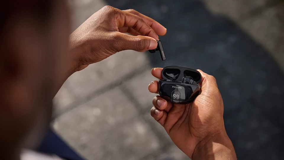 Philips TAT2520BK - True Wireless-Kopfhörer mit Mikrofon, Ansicht 3