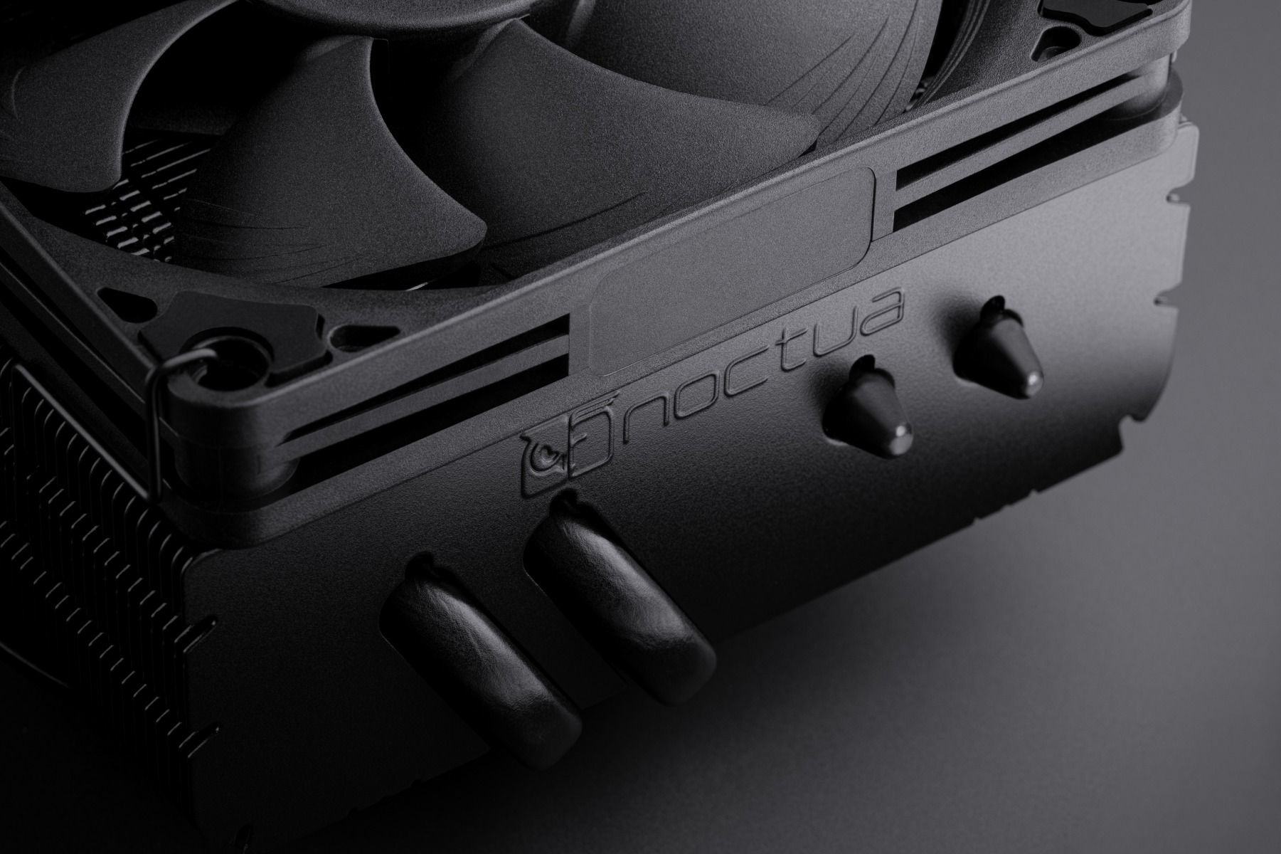 Noctua chromax.black NH-L9x65 - Prozessor-Luftkühler - (für: LGA1150, LGA1151, LGA1155, LGA1156, LGA1200, LGA1700,...), Ansicht 2