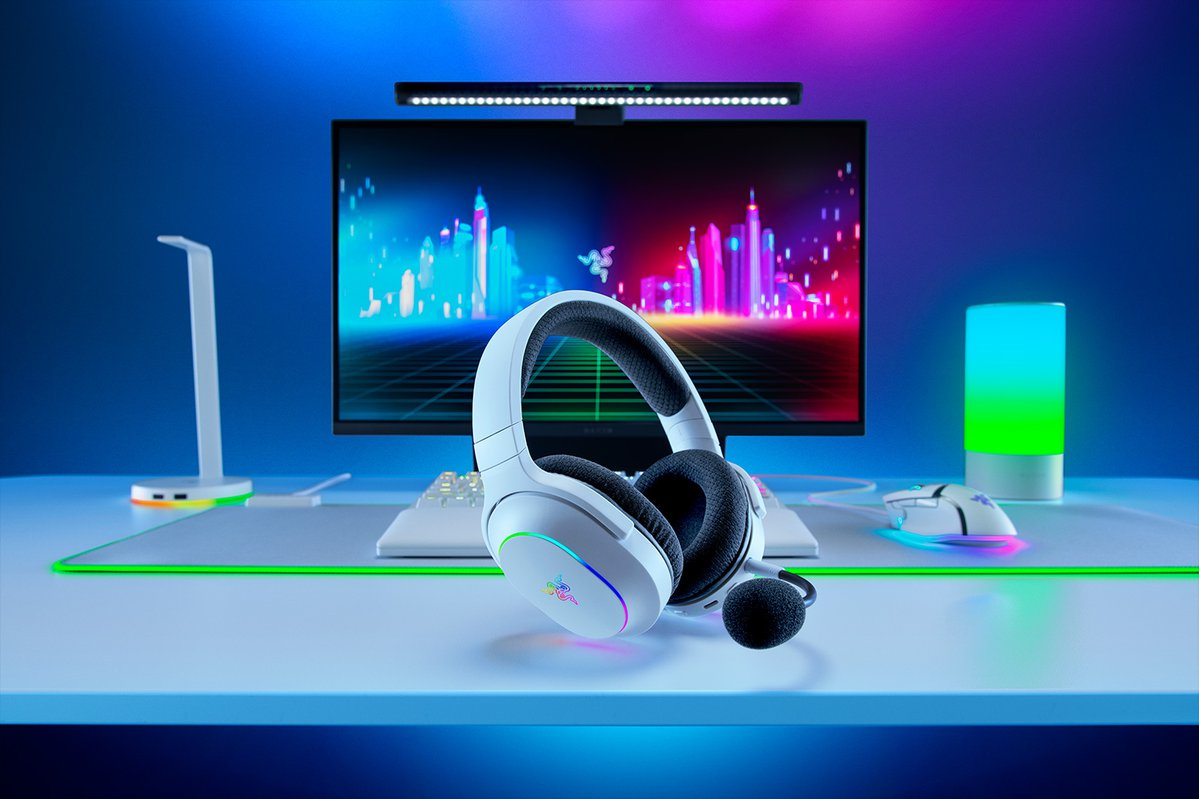 Razer Barracuda X Chroma - White, Ansicht 2