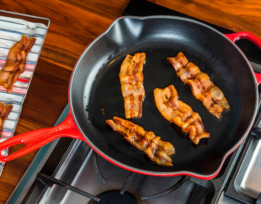Le Creuset 20182230900422 - Rund - Allzweckpfanne - Schwarz - Rot - Eisenguss - Keramik - Gas - Induktion - Versiegelt, Ansicht 4