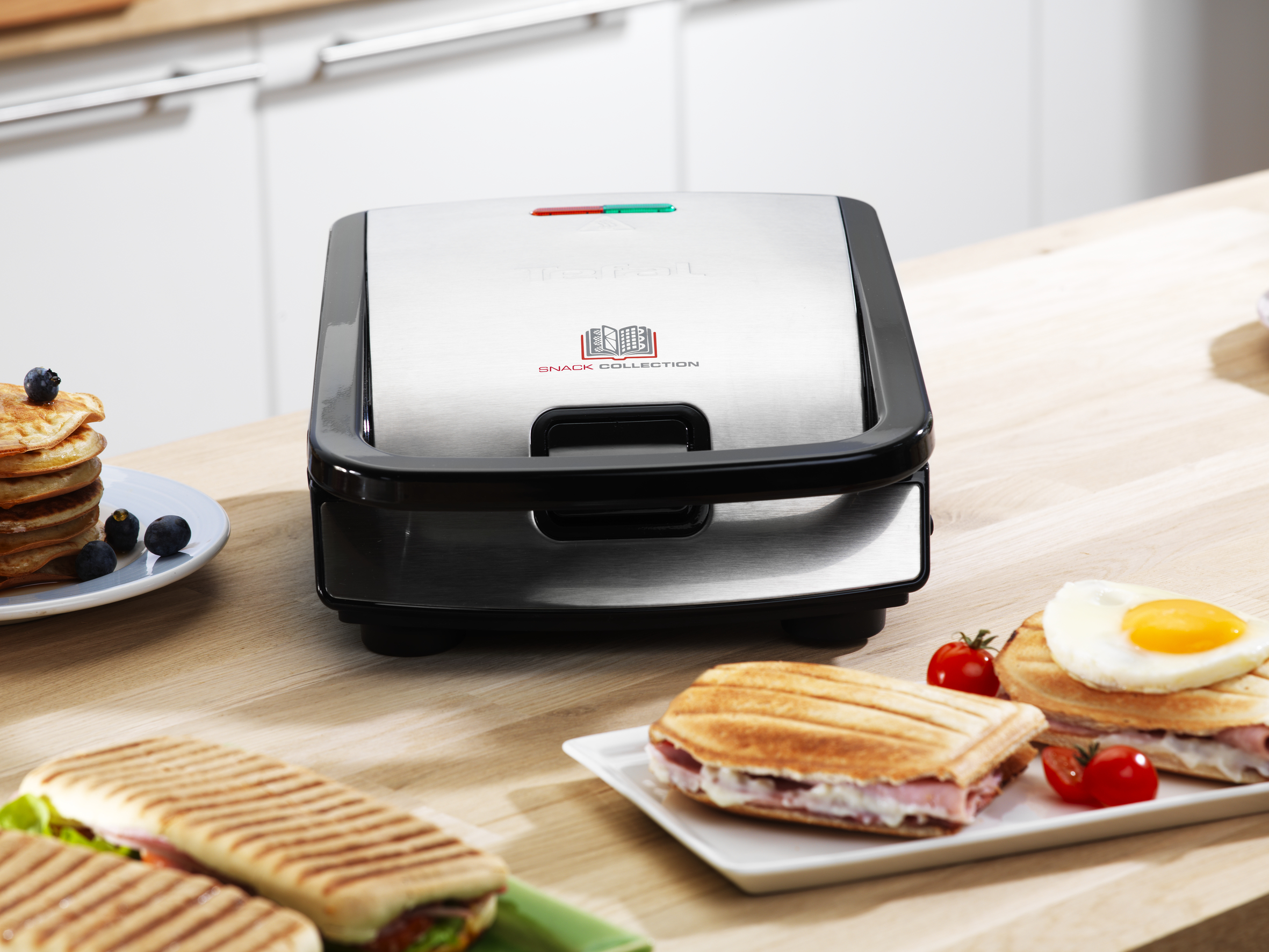 TEFAL Snack collection Sandwich maker / waffle maker 700 W black/stainles SW852D 3045386363643