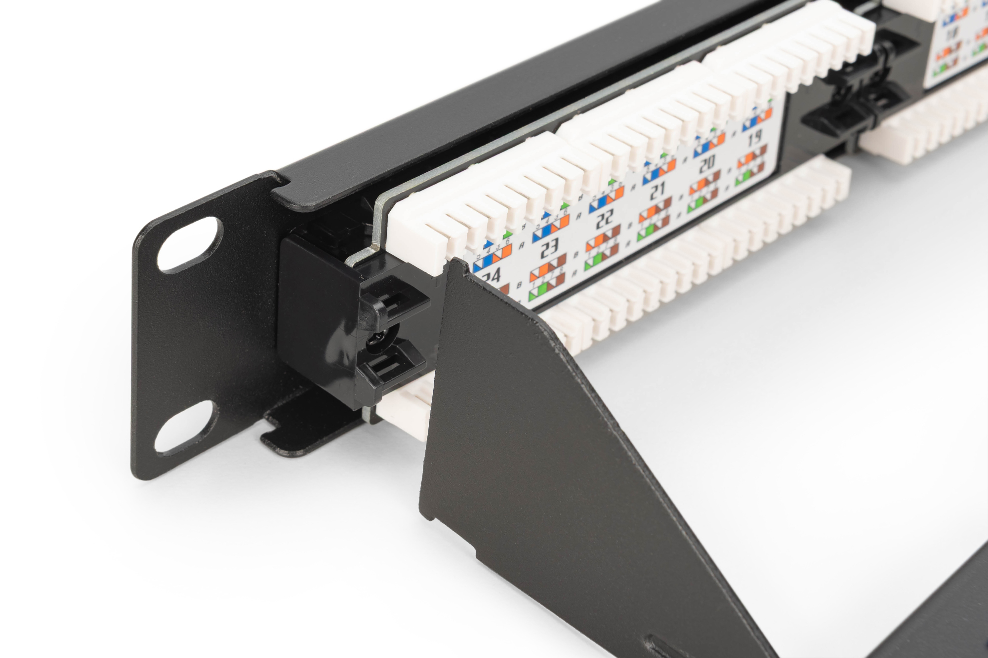 DIGITUS Patch Panel - class E - Rack montierbar - CAT 6 - UTP - RJ-45 X 24 - RAL 9005, Schwarz - 1U - 48.3 cm (19), Ansicht 2