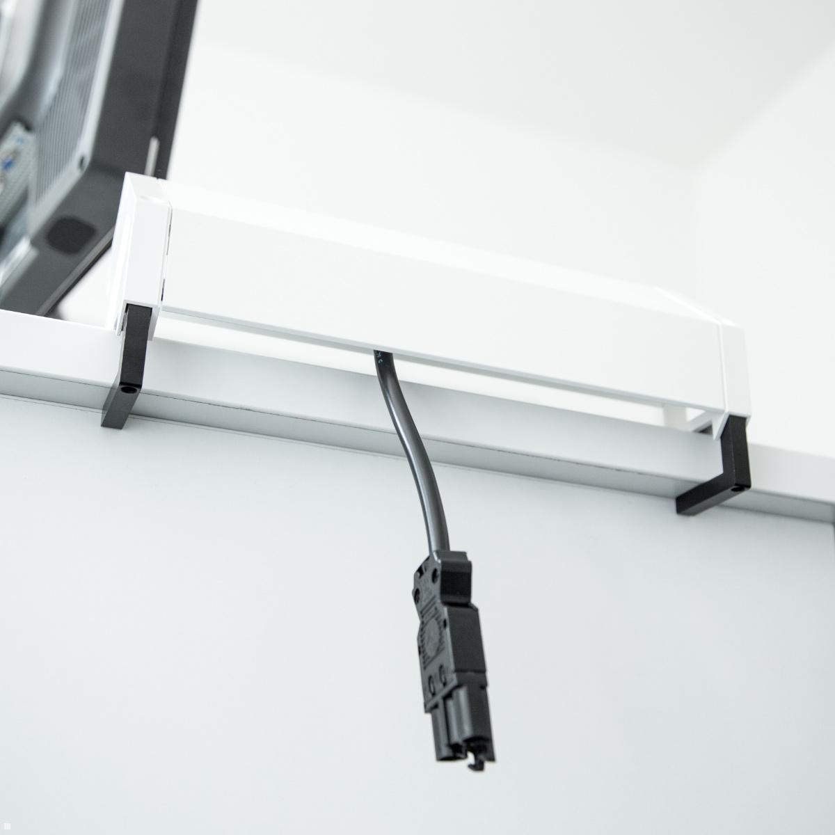 Bachmann DESK2 ALU WHITE 937.4063xCEE7/3 0 2m GST18 RAL9010, Ansicht 2