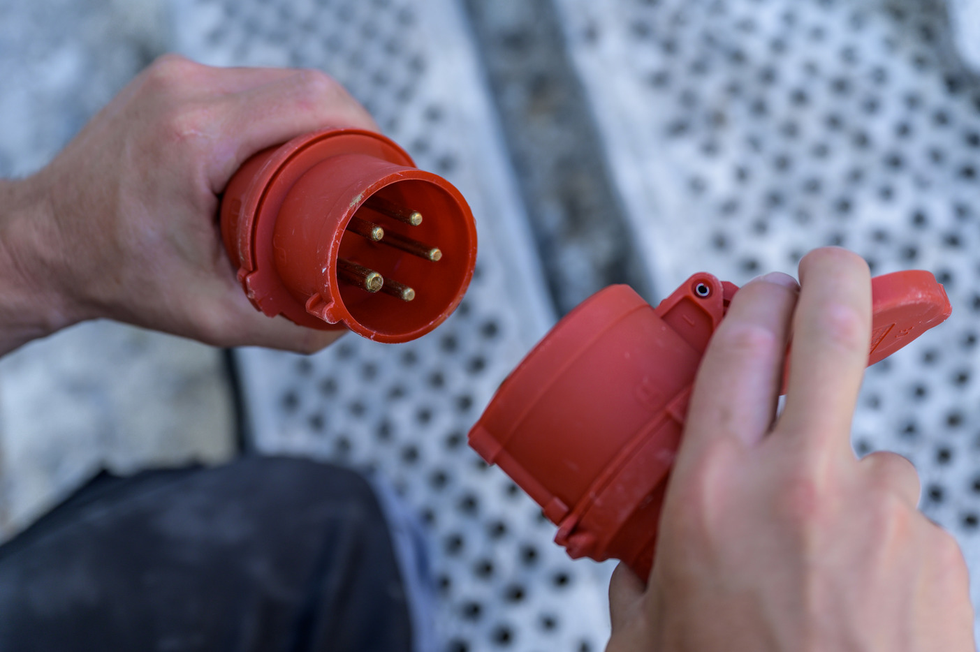 Brennenstuhl 1167320100 - 10 m - Draußen - IP44 - Ölbeständig - UV-beständig - Schwarz - Rot - 400 V, Ansicht 2
