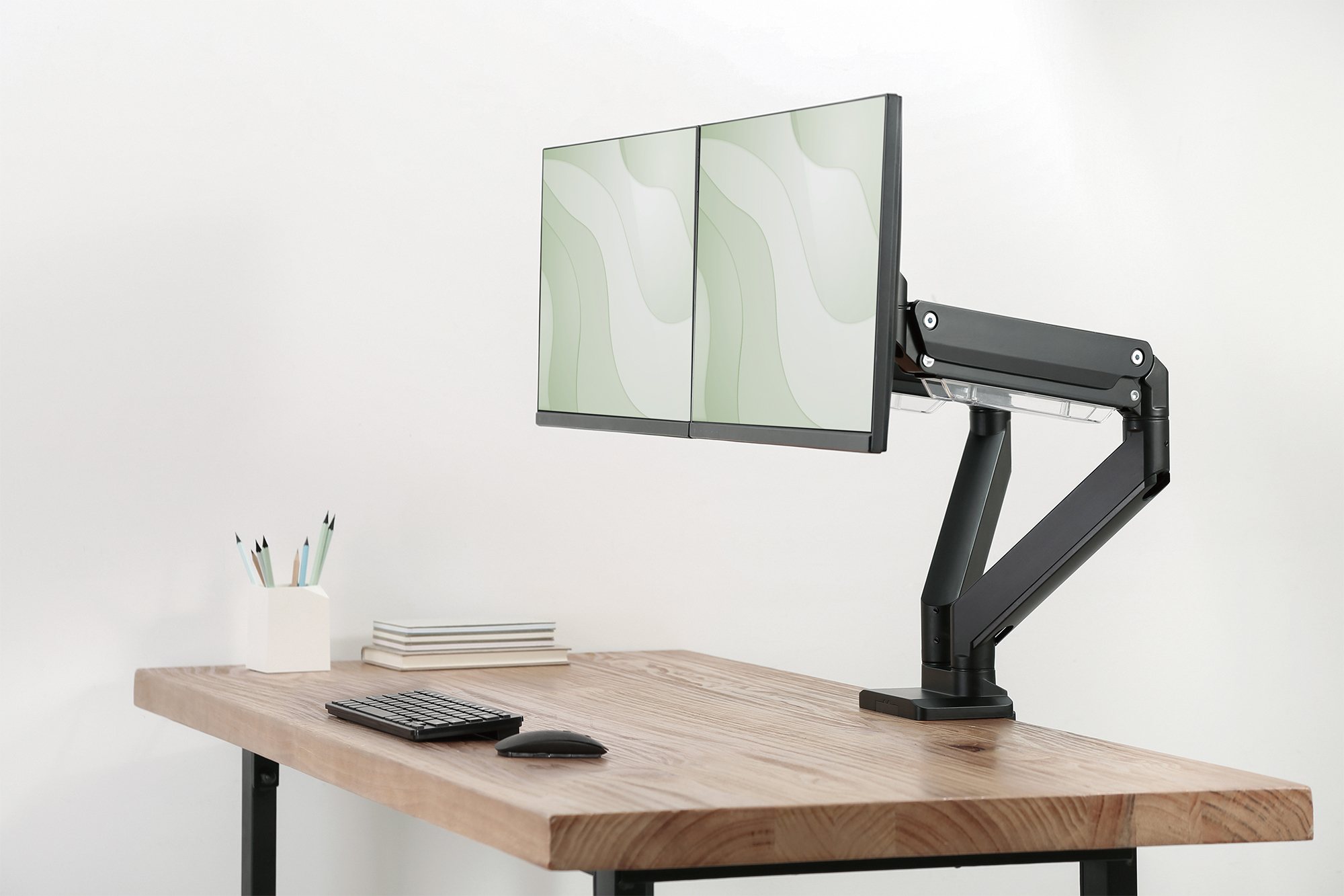 DIGITUS Universal Dual Monitorhalter mit Gasdruckfeder und Klemmbefestigung, Ansicht 3