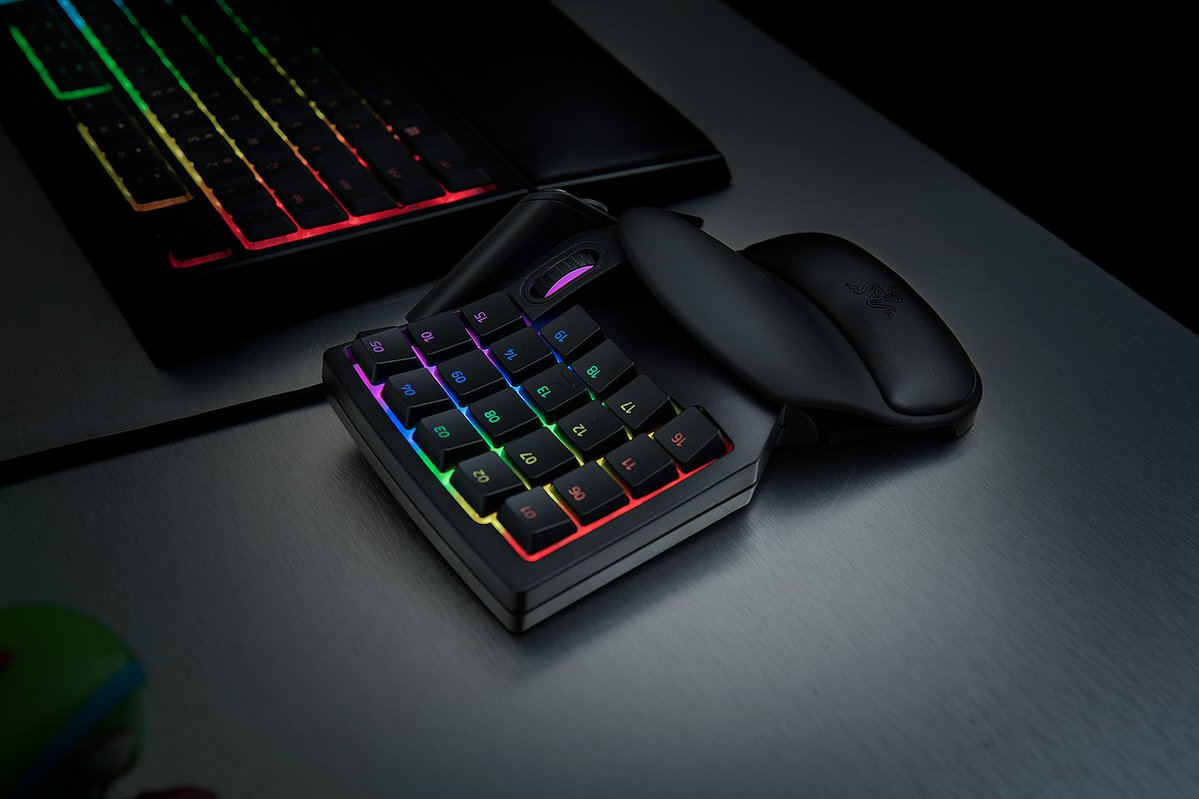 Razer Tartarus V2 - Tastenfeld - mit Scroll-Rädchen, 8-way directional thumbpad, Ansicht 2