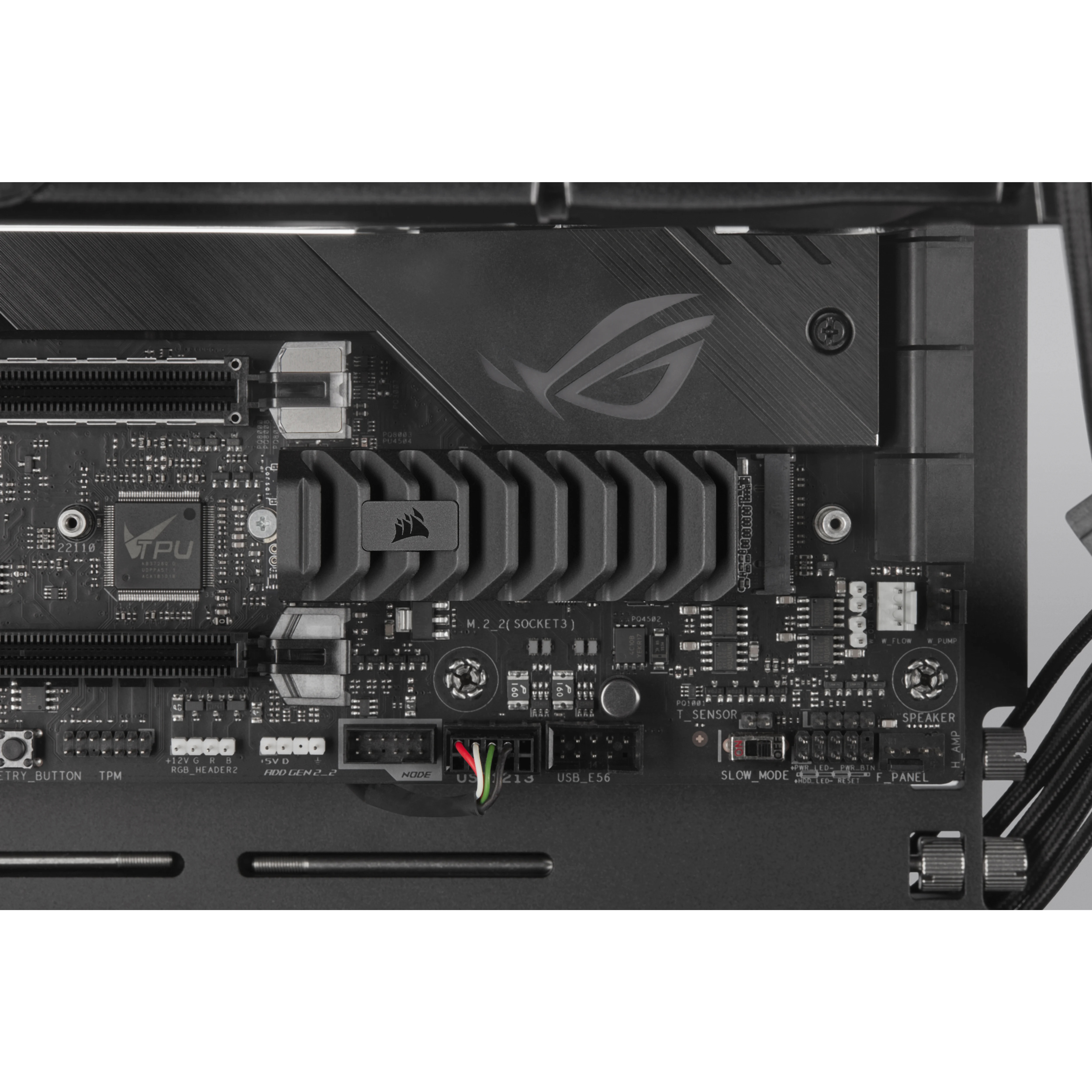 Corsair MP600 PRO XT - SSD - verschlüsselt - 2 TB - intern - M.2 2280 - PCIe 4.0 x4 (NVMe), Ansicht 4