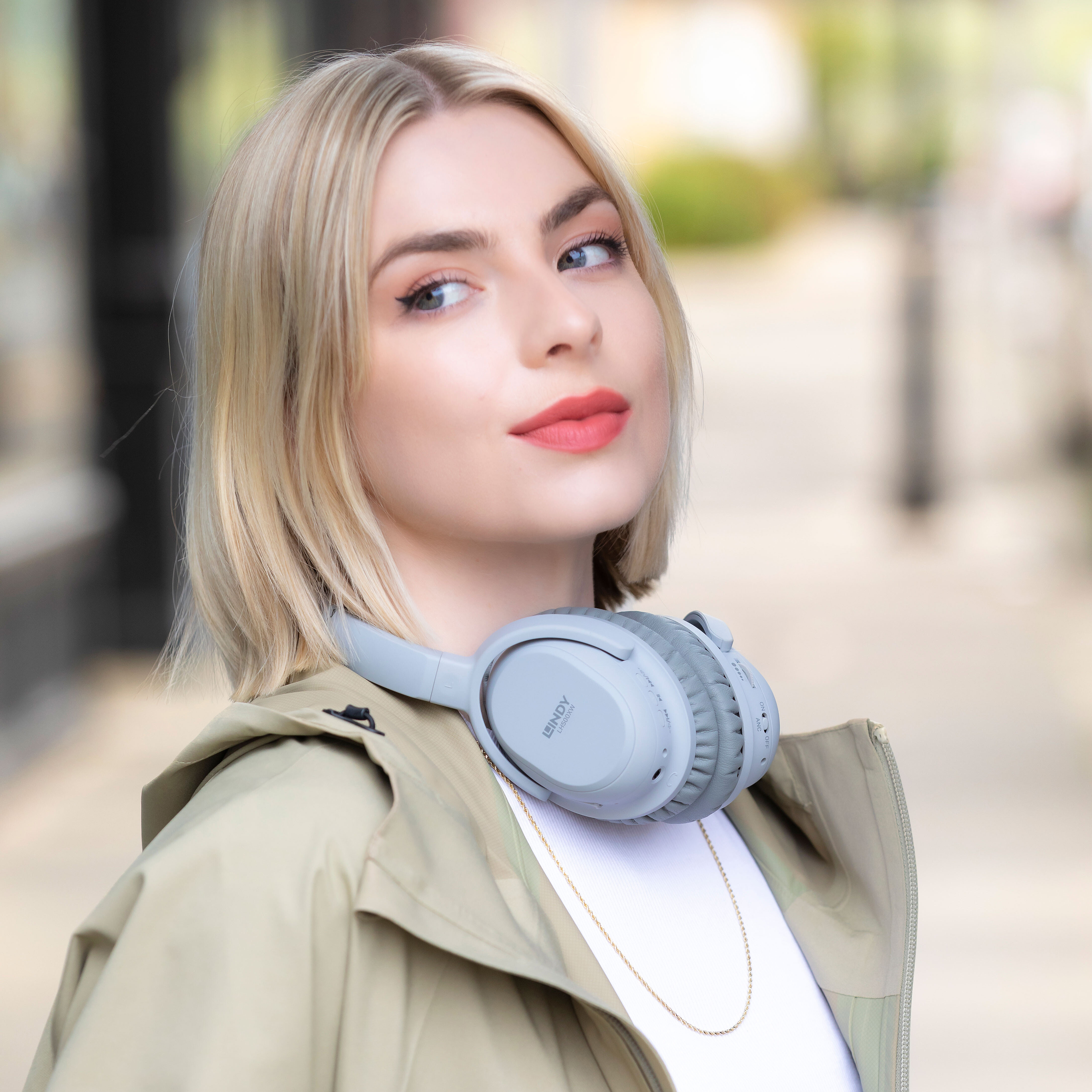 Lindy LH500XW Wireless Active Noise Cancelling Headphone, Ansicht 2
