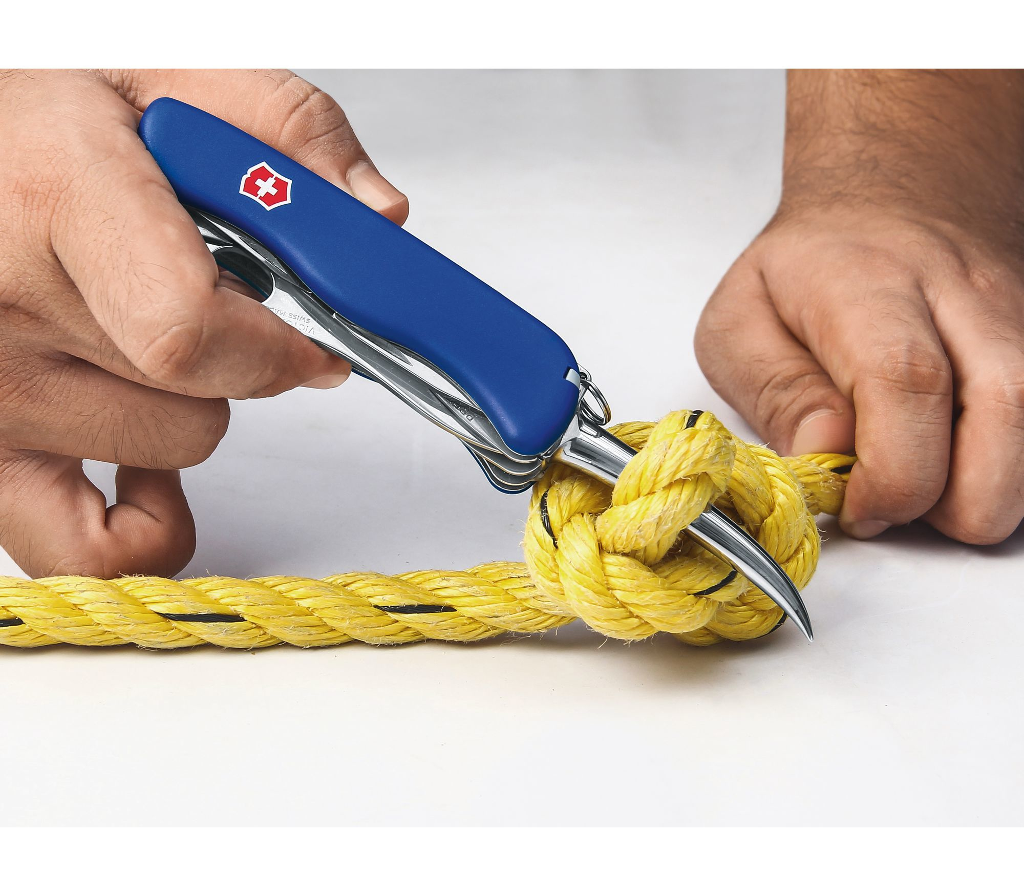 Victorinox Skipper Pro - Messer mit Feststellklinge - Multi-Tool-Messer - Clippunkt - Polyamid - Blau - 12 Werkzeug, Ansicht 4