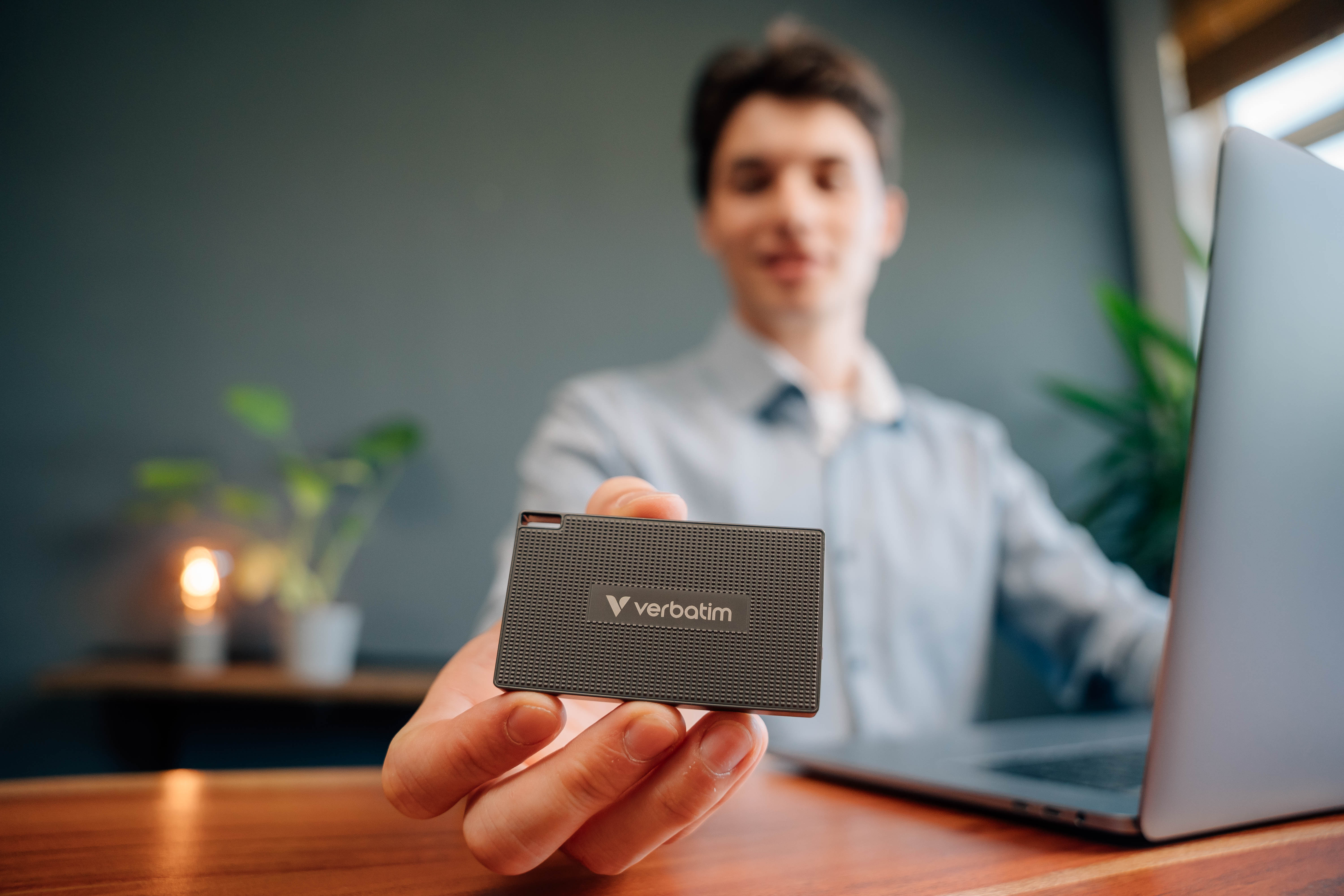 Verbatim Metal Mini - SSD - 1 TB - extern (tragbar), Ansicht 3