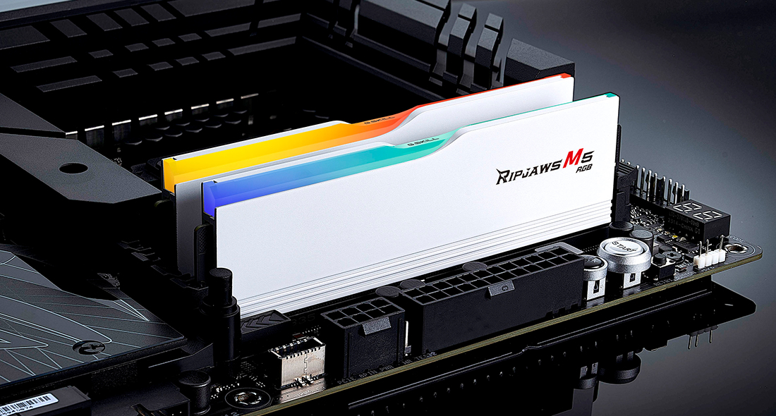 G.Skill Ripjaws M5 RGB F5-6000J3036F24GX2-RM5RW - 48 GB - 2 x 24 GB - DDR5 - 6000 MHz - 288-pin DIMM, Ansicht 3