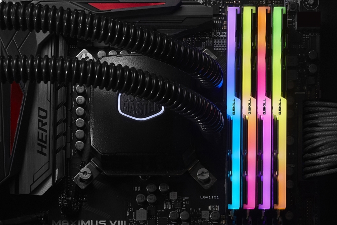 G.Skill TridentZ RGB Series - AMD Edition - DDR4, Ansicht 4