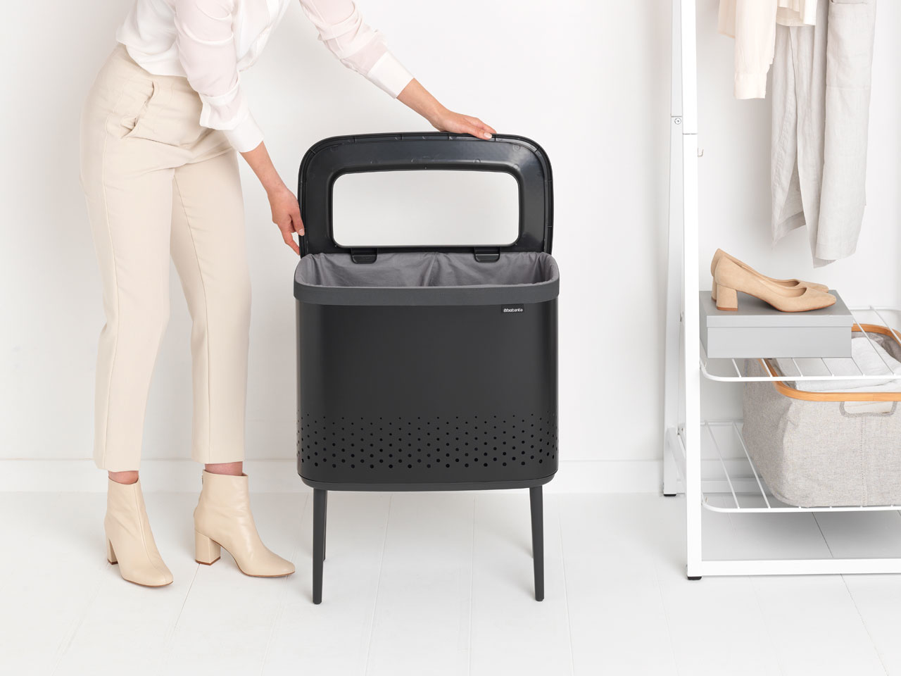 Brabantia Bo Wäschekorb - 60 l - Rechteckig - Schwarz - Schwarz - 540 mm - 320 mm, Ansicht 3