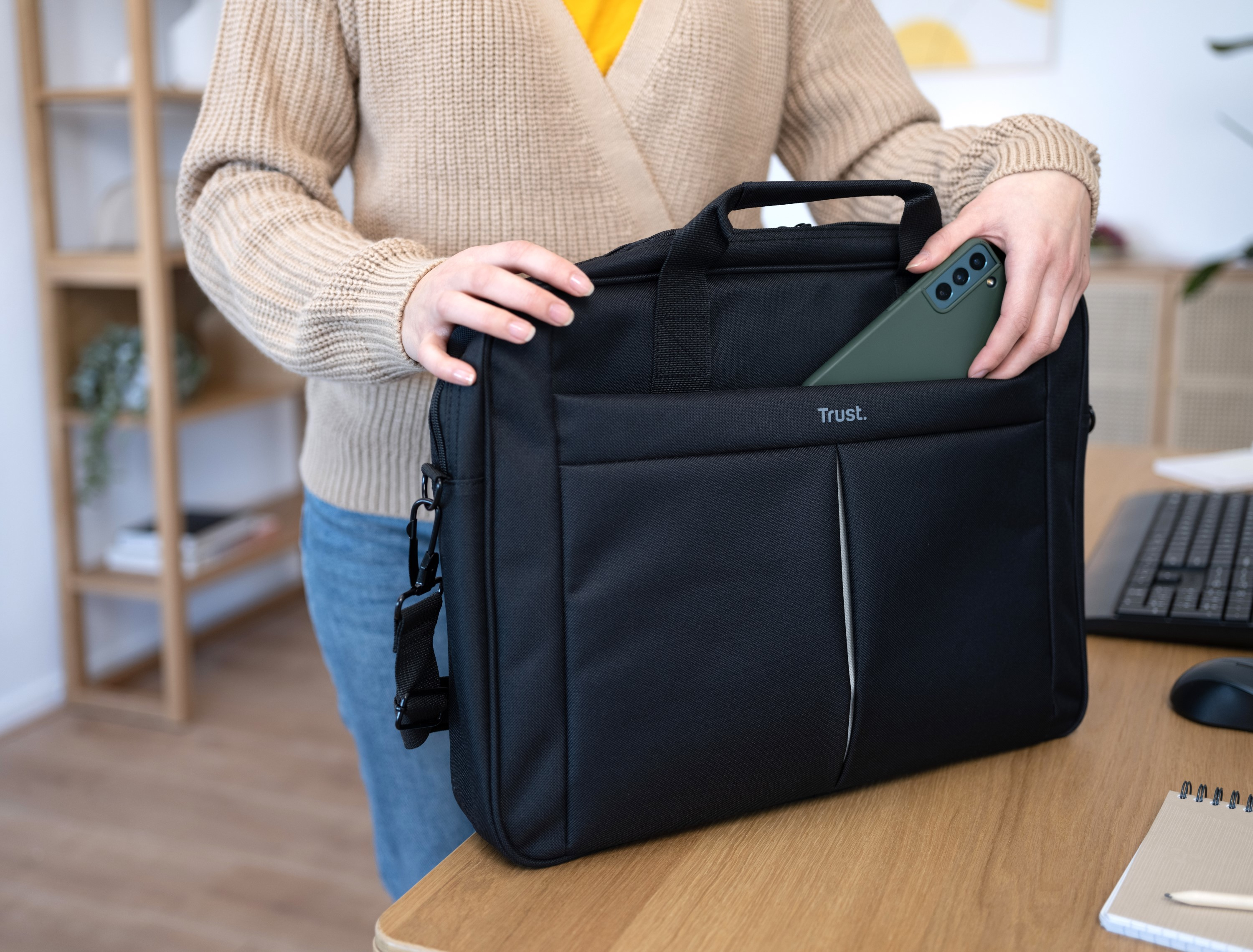 Trust Primo - Notebook-Tasche - 40.6 cm (16), Ansicht 2