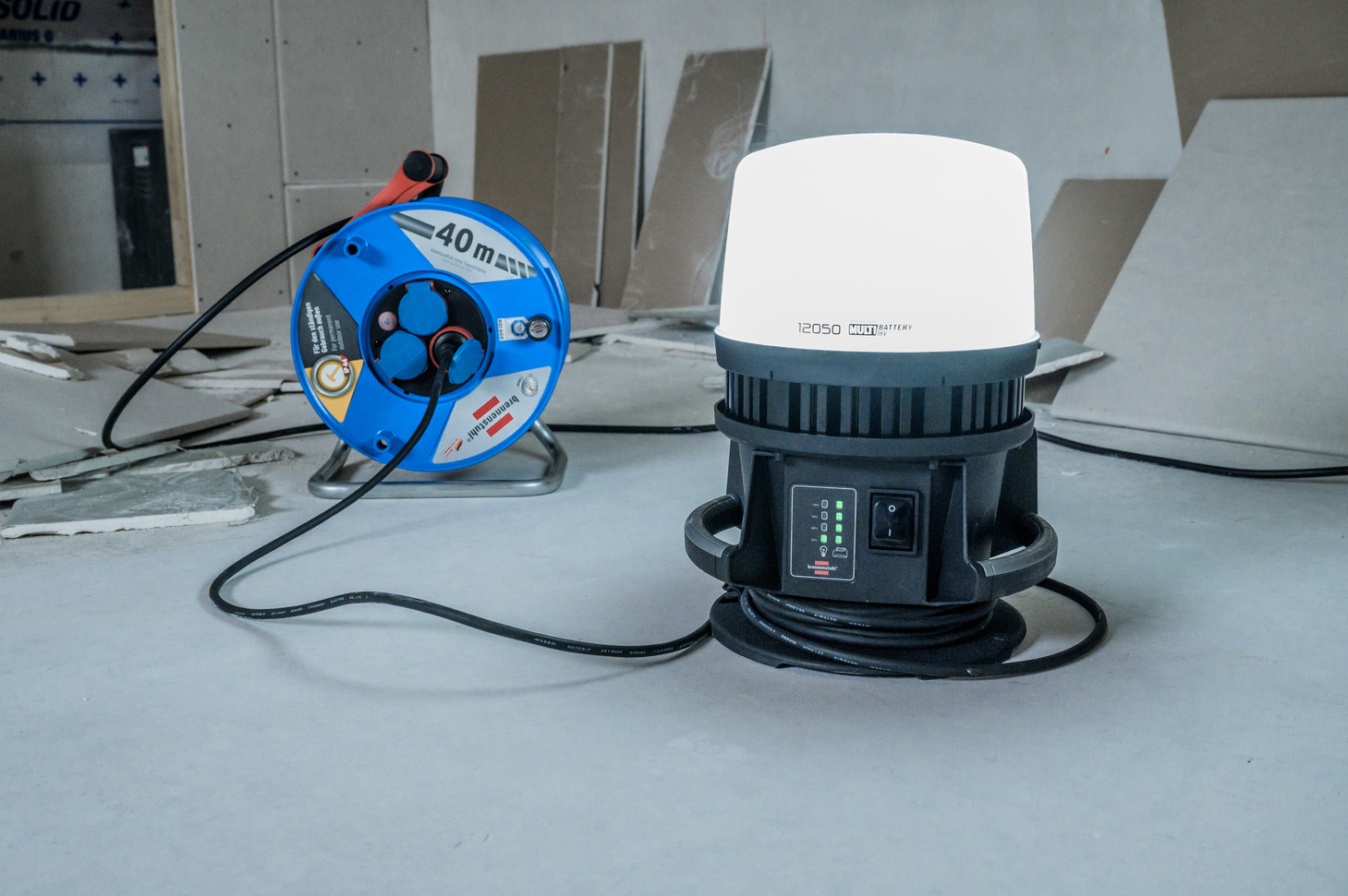 Brennenstuhl Professional Multi Battery 12050 MH, Ansicht 2