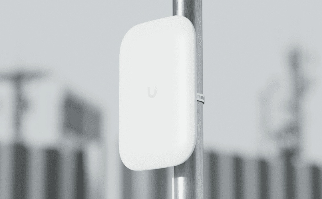 UbiQuiti Antenne - Wi-Fi - 10 dBi (für 2,4 GHz), 15 dBi (for 5 GHz), Ansicht 2