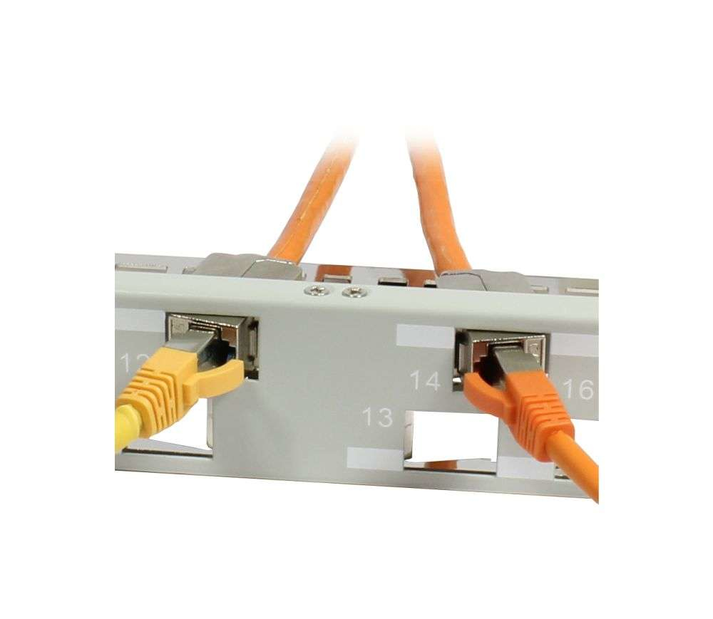 Synergy 21 S216360 - Grau Patch-Panel - RAL 7.035, Ansicht 3