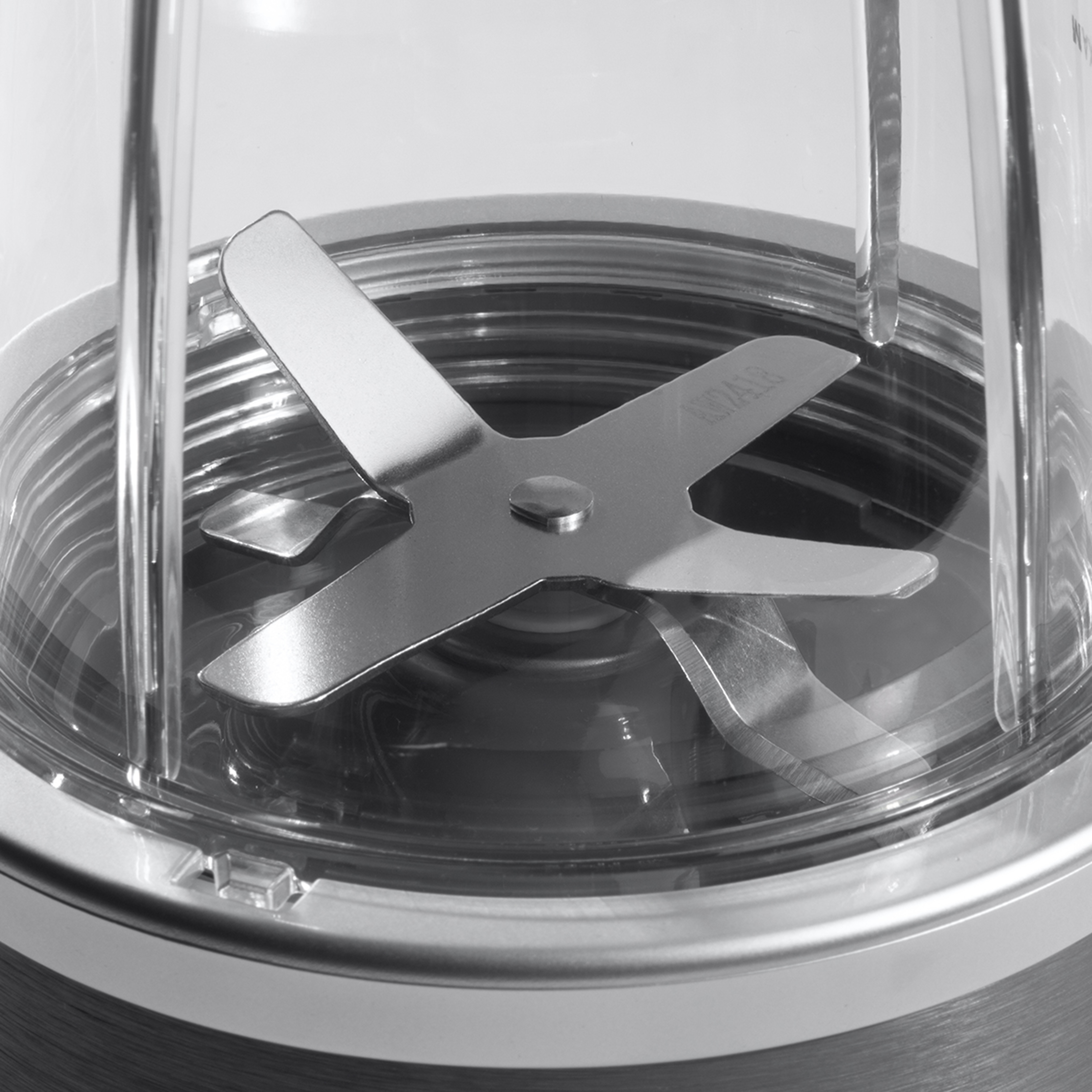 NutriBullet NB606DG - Tischplatten-Mixer - 0,7 l - Eis-Crusher - 600 W - Silber, Ansicht 2